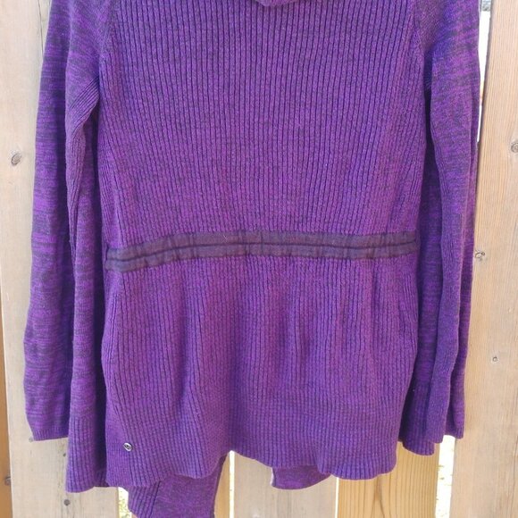 Lululemon Peace Of Mind Wrap with Hood Size 4 Black Grape Tender Violet - Picture 4 of 9